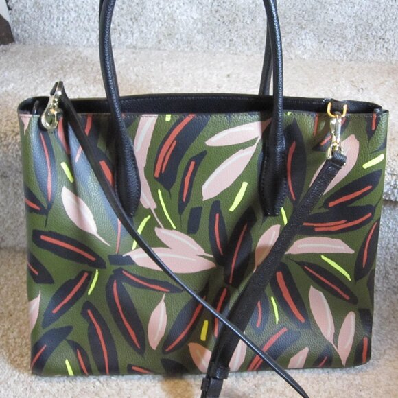 kate spade Handbags - Kate Spade Large Tote